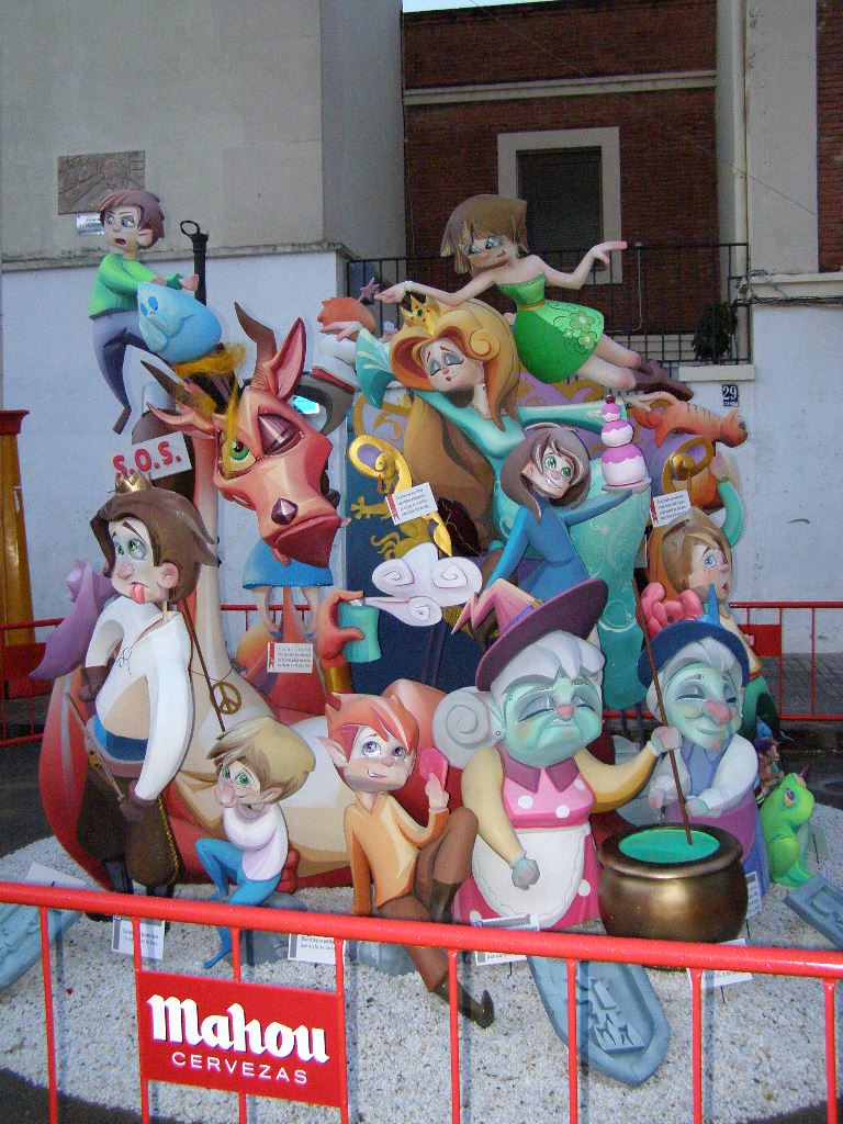 Totfalles: Arzobispo Olaechea-San Marcelino
